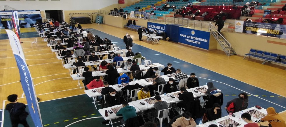 Binden Fazla Sporcunun Katıldığı Satranç Turnuvası Sultanbeyli’de Başladı