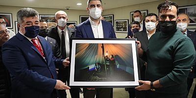 Başkan Yüksel ‘Çağrılı Fotoğraf Günleri’ Sergisi’nin Açılışını Gerçekleştirdi 