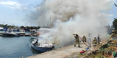 Kartal'da Tekne Yangını Panik Yarattı