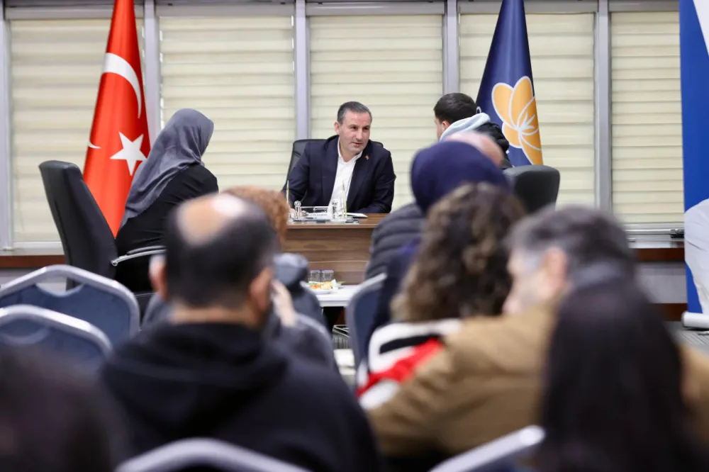 RANDEVUSUZ HALK GÜNÜ YOĞUN KATILIMLA SÜRÜYOR