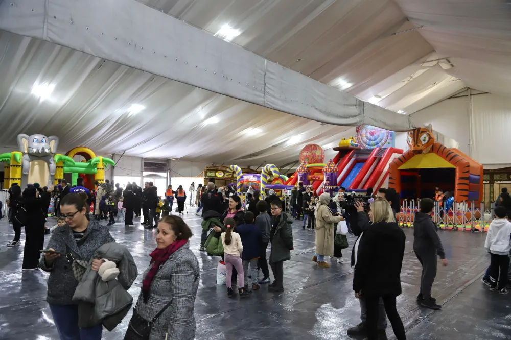 ÇOCUKLARA ÖZEL FESTİVAL BAŞLADI