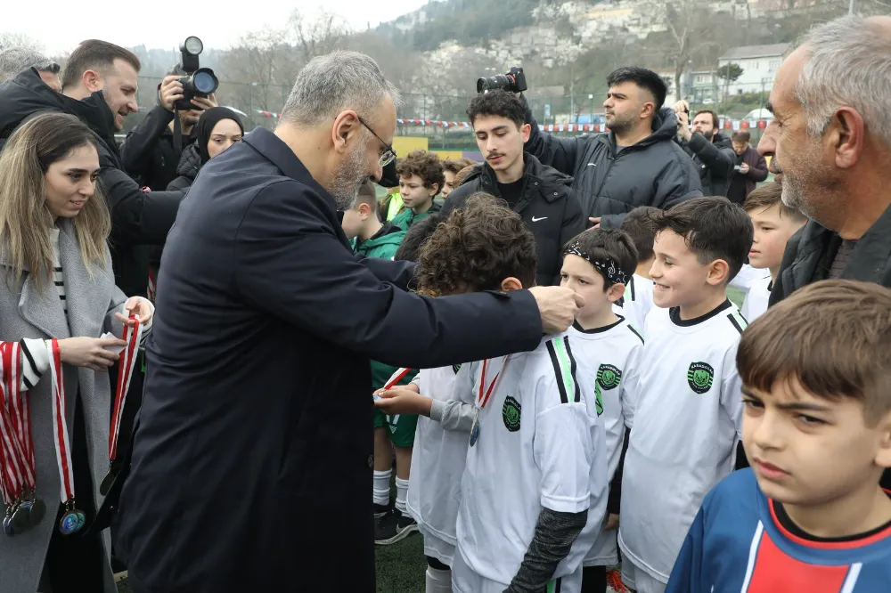 Futbol Turnuvasında Hem Madalya Hem Sinema Bileti
