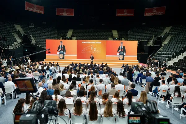 Eczacıbaşı Spor Kulübü’nün Yeni Spor Salonu Kartal’da Açıldı