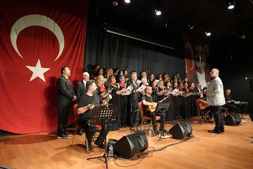 Kartal’da, “Ata’ya Türküler” Konseri Dinleyenleri Büyüledi