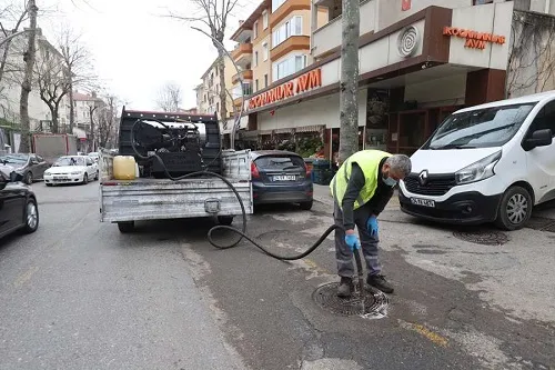 Uçkun ve Larva Mücadelesine Başlandı