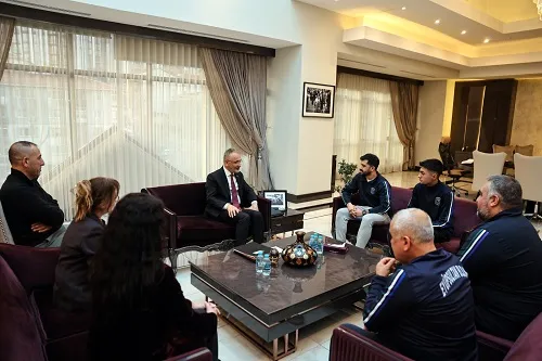 Şampiyon Sporculardan Başkan Özmen’e Ziyaret