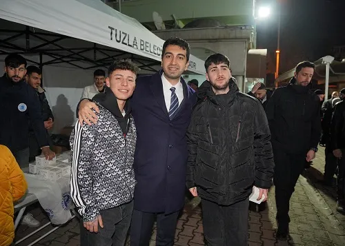 Vatandaşlara Kandil Simidi İkram Edildi