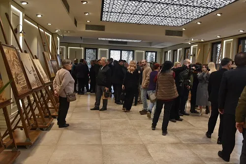 “Yakma Sanatı Resim Sergisi”ne Ev Sahipliği Yapıyor