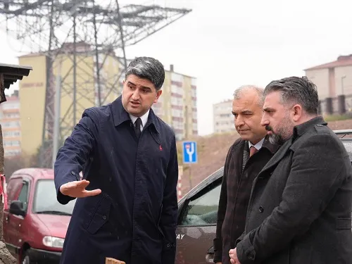 MEVLANA MAHALLESİ’NE ZİYARET ETTİ