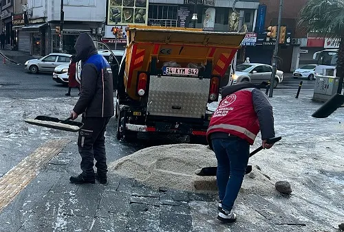 KARLA MÜCADELE EKİPLERİ 24 SAAT GÖREV BAŞINDA