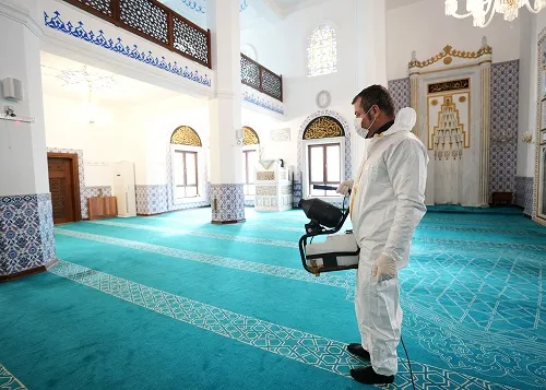 İBADETHANELERDE RAMAZAN HAZIRLIĞI BAŞLADI