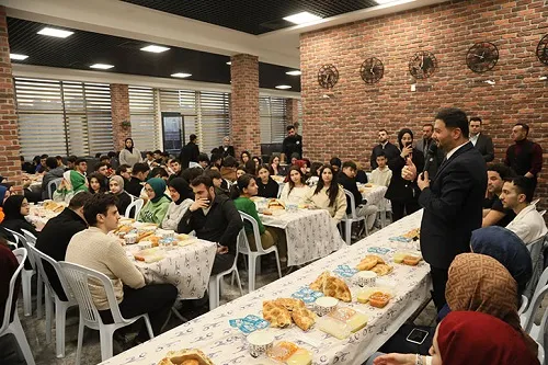 GENÇLERE ÖZEL İFTAR PROGRAMI