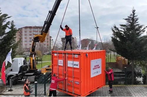 AFETLERE KARŞI 4. KONTEYNER, FERHATPAŞA MAHALLESİ’NE YERLEŞTİRİLDİ