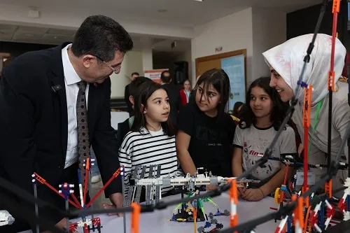 BİLİM VE EĞLENCE BİR ARADA