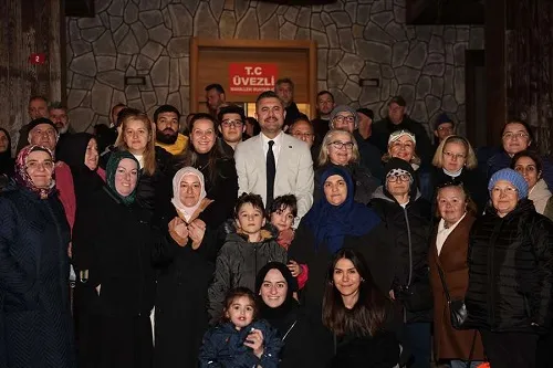 Başkan Kabadayı Üvezli Köyü’nde Vatandaşlarla İftar Sofrasında Buluştu