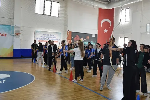 Okçuluk Turnuvası Büyük Heyecana Sahne Oldu