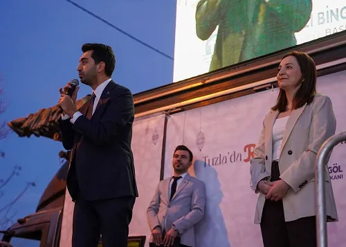 4 Bin Kişilik Sokak İftarında Bir Araya Geldi