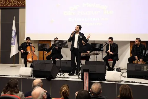 Feyzullah Çelebi’den Türk Tasavvuf Musikisi Konseri