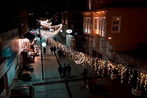 Bu Ramazan Işıl Işıl