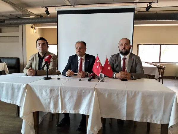 Niyazi Güneri Basınla Bir Araya Geldi